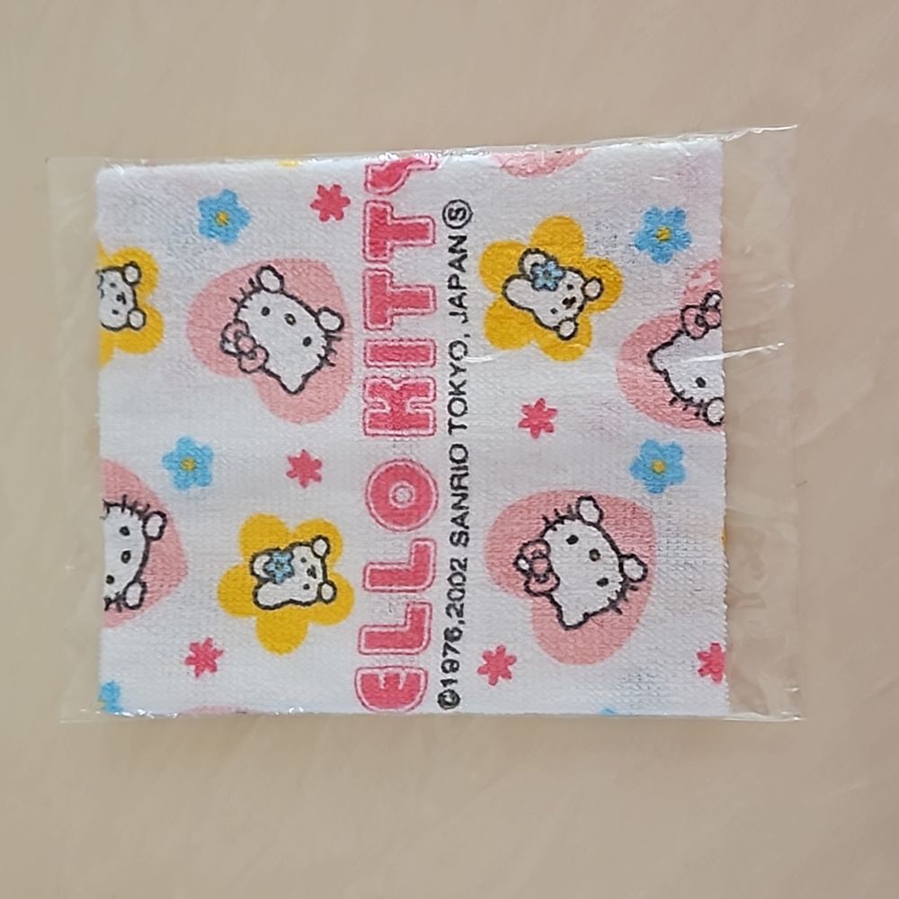 Hello Kitty items gift/bundle set - Picture 5 of 6